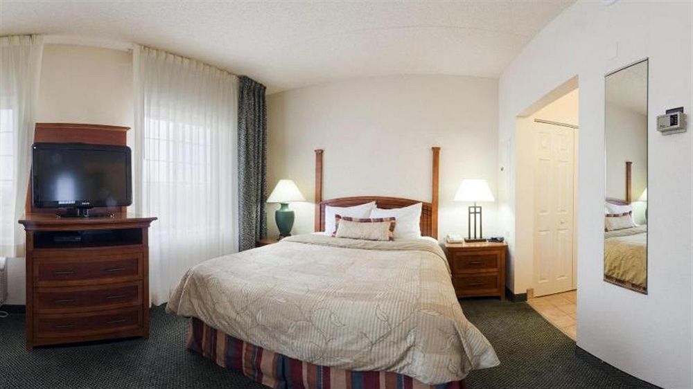 Staybridge Suites Chicago-Oakbrook Terrace By Ihg Buitenkant foto